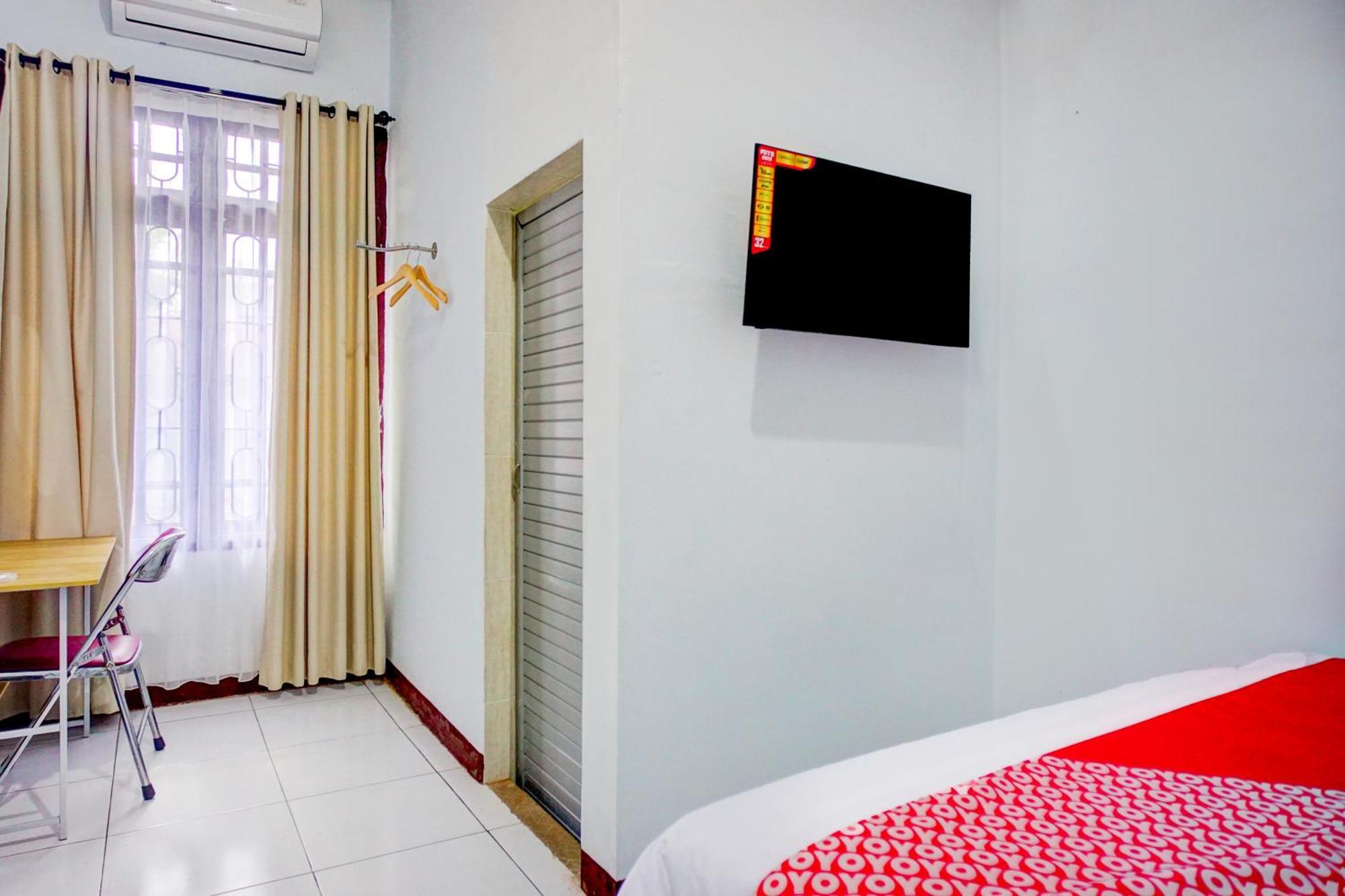 Hotel O Krakatau Near Universitas Muhammadiya Sumatra Utara Umsu Medan Exterior foto